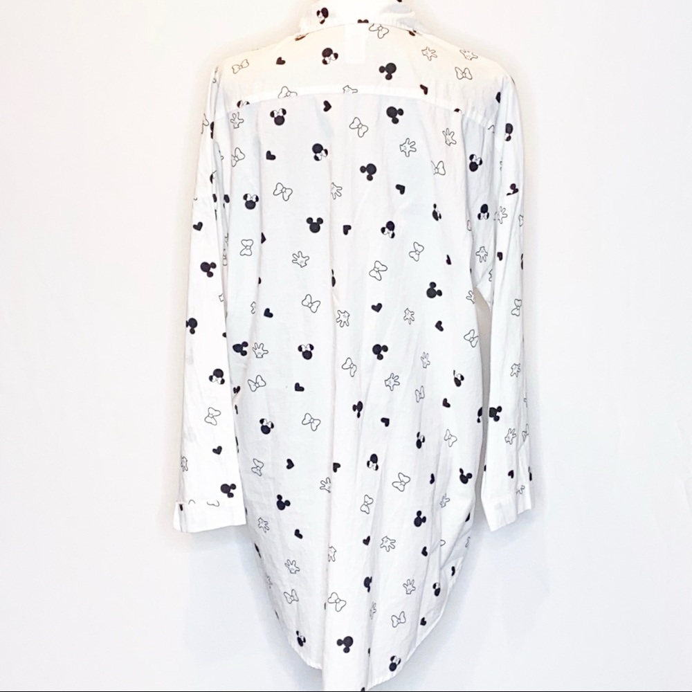 Disney Long Sleeve Pajama Button Up.     061 - Picture 2 of 6